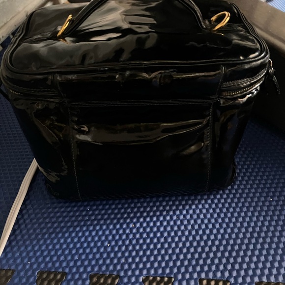 Chanel Vanity & Chanel KeyCharm - Picture 6 of 11